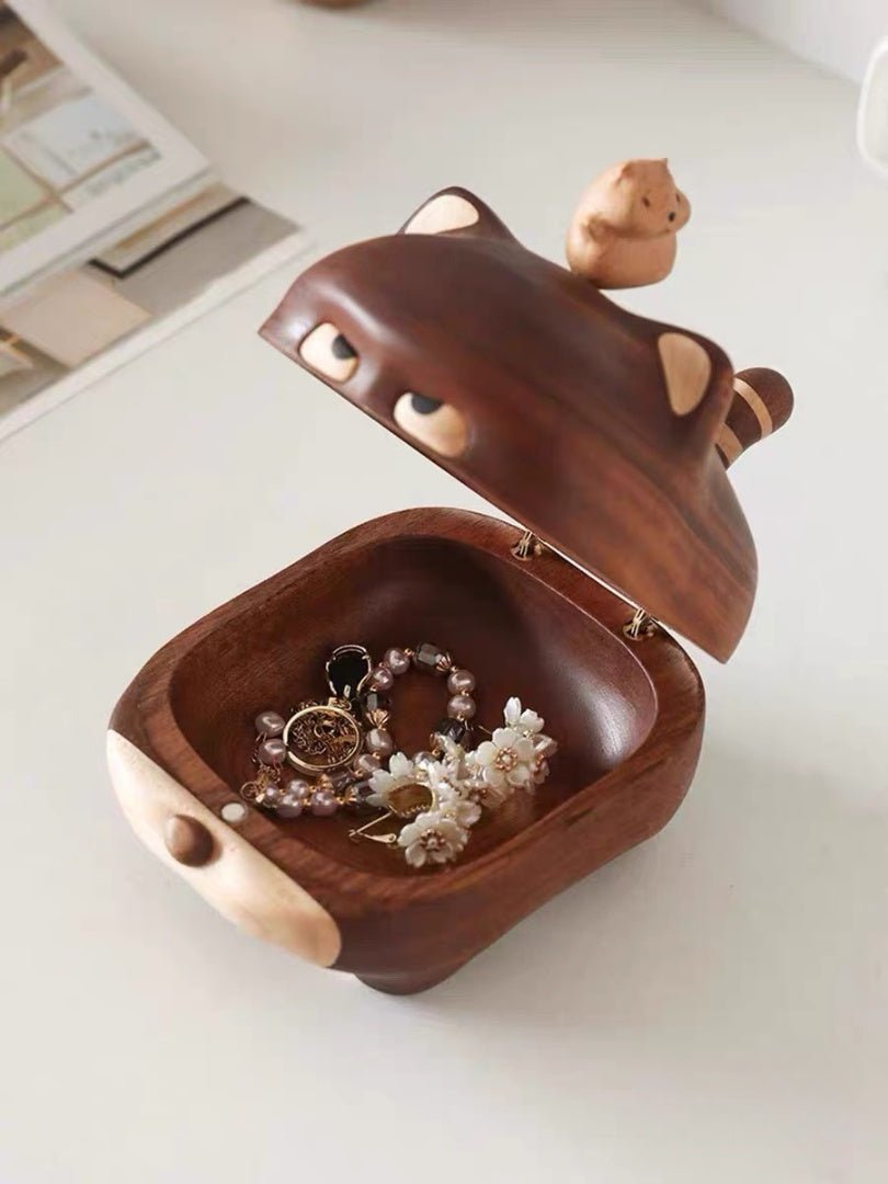 Functional cat storage box with rotating hamster, perfect for organizing jewelry, rings, earrings, and small accessories